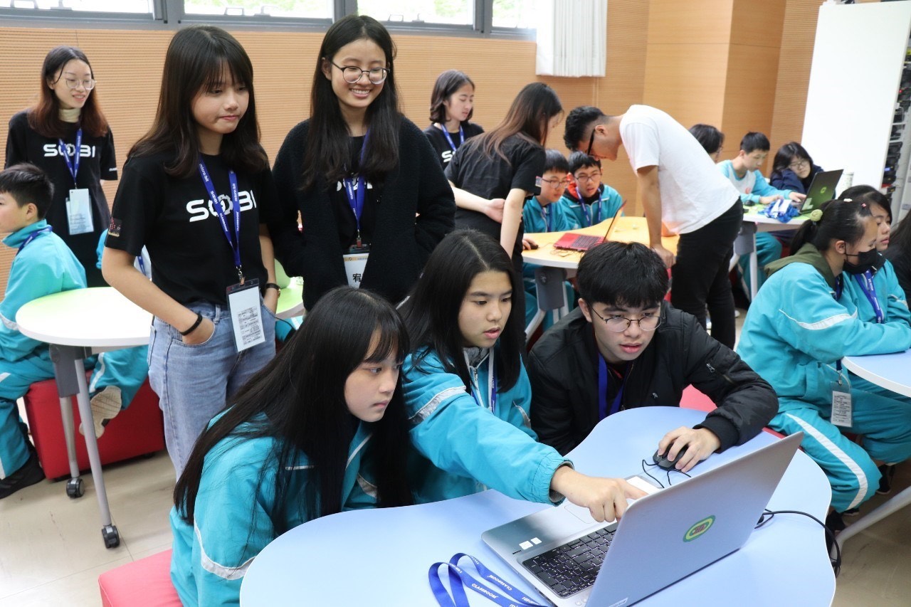 Soobi團隊推動離線學習，透過數位平台，讓孩子們在回家後也能繼續數位學習